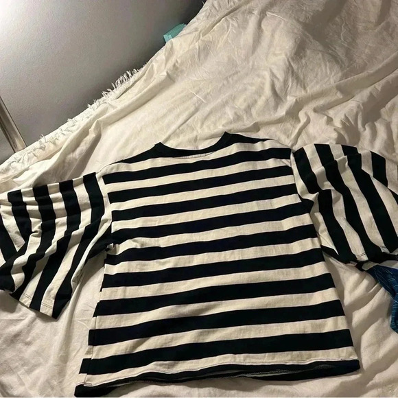 Striped Who What Wear top - Med - Picture 2 of 5